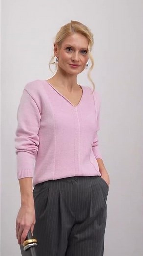 Women’s Textured Cotton V-Neck Sweater | MammyHug