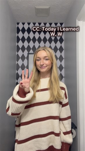 Letter: W in ASL (Not a Teacher) #alphabets #learninglanguages #americansignlanguage #asl #shorts