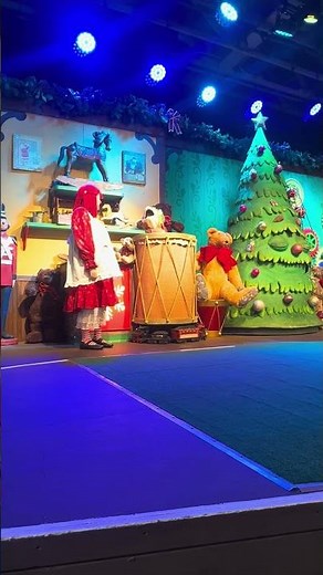 Tinker Junior's Toy Shop Christmas Show At Silver Dollar City In Branson Missouri