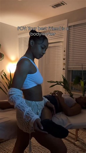 Tatiana Le'Joy on Instagram: "Let’s be friends 🤗 #holisticfitness #bodyworkers #stretchtherapy"