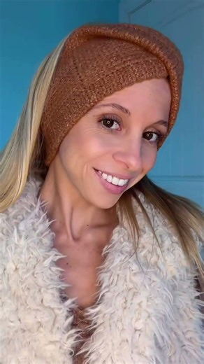 Winter fashion hacks in under 1 min🥰❄️ #winterstyle #fashion #outfitinspo #stylehacks #shorts #grwm