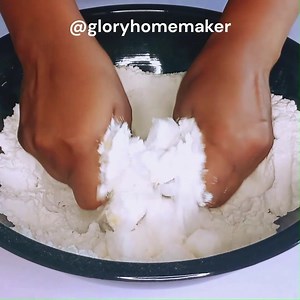 Family size meat pie recipe tutorials | Glory Homemaker