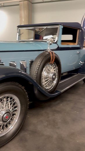 15K views · 224 reactions | 1930 PackardStandard Eight 4 Door Sedan and 1930 Packard740 Custom Super Eight, 2-Door Convertible Coupe⚙️ | carcreativity | Facebook