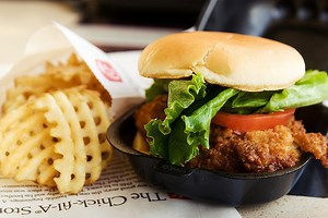 FDD Talk 2021: Chick-fil-A Franchise Review (Financial Performance Analysis, Costs, Fees, and More)