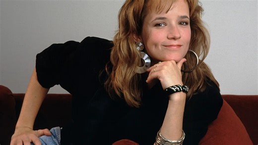 Zoey Deutch, 31, Daughter of ‘Back to the Future’ Star Lea Thompson, Is Luscious in Leopard Print