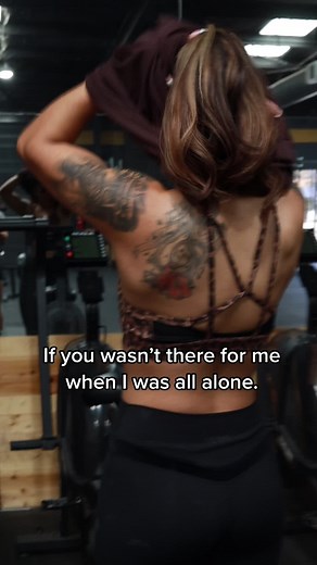 (ig: saucysuzyy) #fyp #fypシ #foryou #fit #fittok #gymtok #fitness #fitgirl #fitspo #gym #workout #motivation #trending #lifting #muscle #gains #muscle #strong #selflove #fitmom