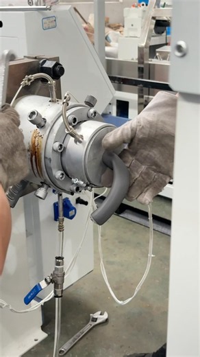 Watch This PVC Hose Polymerizer Work – Satisfying Industrial Compounding Process #extrusion #machine