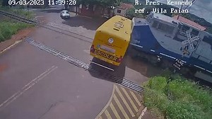 Train plows into Brazilian school bus, killing two children