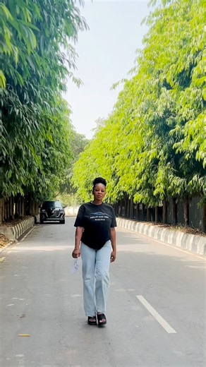 Abuja Car Hire on Instagram: "ALL THE RUMORS ARE TRUE 💃🏽💃🏽💃🏽😁😁 WE ARE THE BEST! 😁 Our services include: •AIRPORT DROP OFF AND PICK UP. •RAILWAY STATION DROP OFF AND PICK UP. •DAILY, WEEKLY AND MONTHLY HIRE. •WEDDING DAY SERVICES. •FRIENDSHIP OR ROMANTIC DATES PICK UP. •CONTRACT APPOINTMENT HIRE. •MUSIC VIDEO RENTAL. ALL VEHICLES COME WITH DRIVERS. 😁 To order a ride, kindly send a dm, click on the link in our bio or call the numbers in our bio ☎️ #abujacars #abujacarhire"