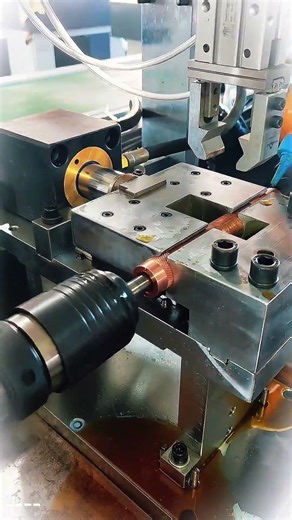 Double-Ended Tapping of Red Copper Parts