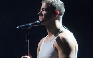 [4K]梦龙乐队 - 《DEMONS》(LIVE AT UBS ARENA)