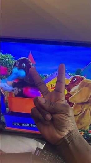 The Wiggles Captain Wags 1 to 4 Bones (1999)