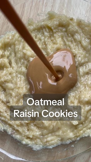 Try my oatmeal raisin cookies. They are easy to make with simple ingredients. Recipe is linked in my bio. https://healthyfitnessmeals.com/healthy-oatmeal-raisin-cookies/