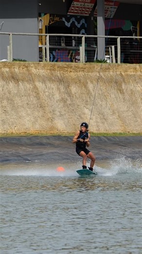 Cause it’s all part of the process💥 Found these crashes from the past on my hard drive and wanted to show you guys that’s not always fun and games🫣😜 #enjoytheprocess #wake #wakeboarding #wakeboard #wakeboarden #surf #surfing #watersport #juliarick #pushyourlimits #fail #slam #crash | Julia Rick