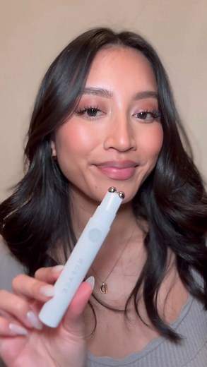 6.2K views | If you ❤️ your lips, you need this! Flaunt your favorite features with FIX to smooth lines and amp up the look of lip volume in minutes. Download the NuFACE Smart App to watch step-by-step FIX treatment tutorials today. | NuFACE | Facebook