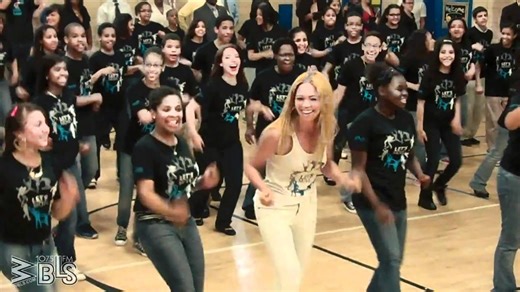 Beyonce surprises students.