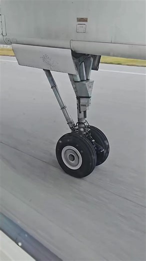 I captured the takeoff and landing moments of the Bombardier Q400 from my seat, focusing on the landing gear. Feel the power of departure and the impact of touchdown. #BombardierQ400 #Dash8 #Takeoff #Landing #AvGeek #LandingGear #PlaneSpotting #Turboprop #Q400 | Aviation Gallery