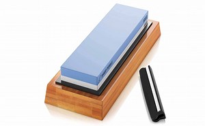 How To Use A Whetstone