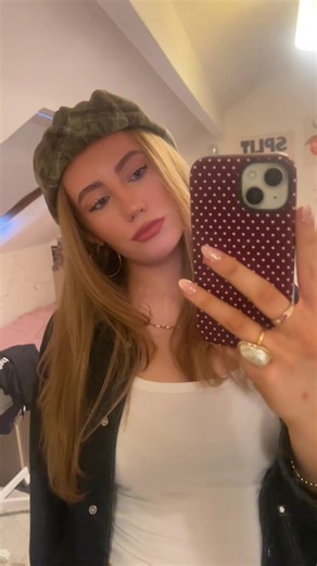 Violet (@violet_e10)’s videos with son original - tvt