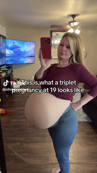 Online Now: Discover My Stunning Triplet Pregnancy Journey at 19!