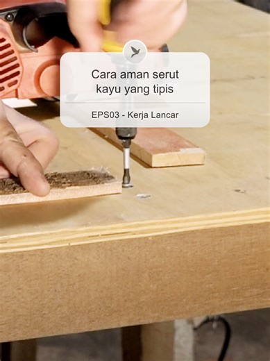 Gonta ganti posisi tangan ya🤨 📋 INFORMASI Tentu ada dari rekan-rekan yang takut blade barunya kena sekrup atau paku. Apalagi diperhadapkan dengan kayu tipis. . Optimizer mendapati ada cara yang efektif dipakai untuk kasus seperti ini. Caranya seperti divideo, ribet tapi berhasil. Jika rekan-rekan ada cara yang lebih baik, silahkan tinggalkan komentar ya. #optimizer #pemula #woodworking #kayu