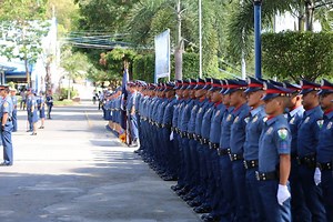 Philippine police officers to be prohibited from drinking in public | Coconuts