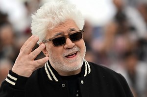 Almodóvar presenta su corto gay y wéstern en Cannes: Extraña forma de vida