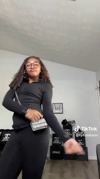 Dance challenge @m3👸🏻 #creatorsearchinsights #dancechallenge #dance #trending