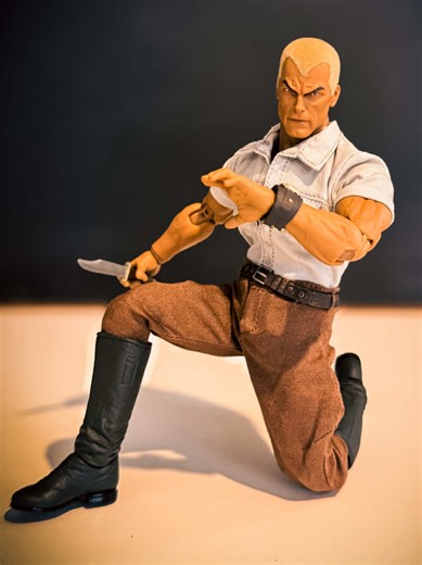 Unboxing the New Mezco Doc Savage Figure