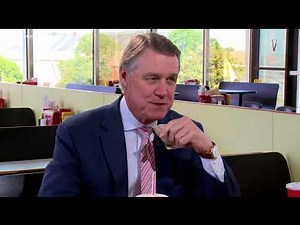 Ga. Senator David Perdue talks politics over The Varsity chili dogs