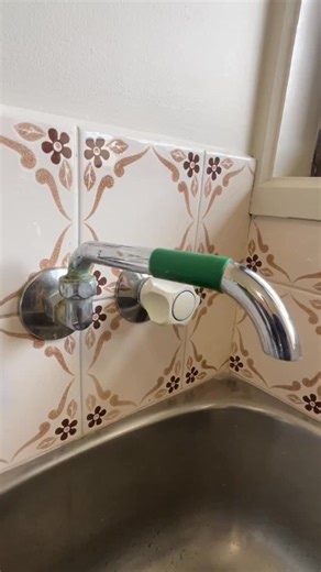 PLUMBERUSS on Instagram: "Installing a water efficient laundry spout. #plumber #plumberlife #serviceplumber"