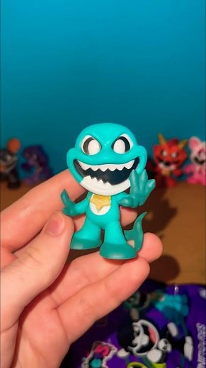 POPPY PLAYTIME Smiling Critters BLIND BAG UNBOXING! MAGGIE MAKO FIGURE! #poppyplaytime #yt #fyp #fy