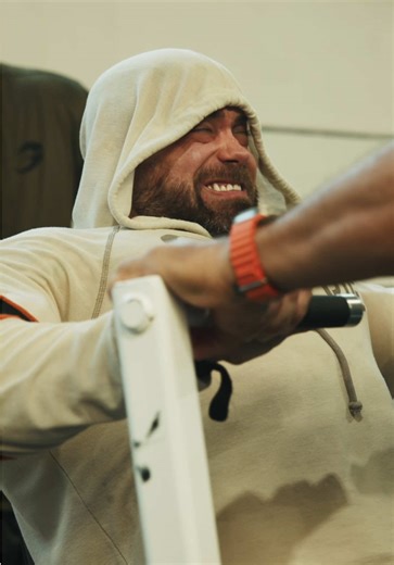 “Show me your talent…” #andreapresti #bodybuilding #bodybuildingmotivation #bodybuilder #workoutmotivation.