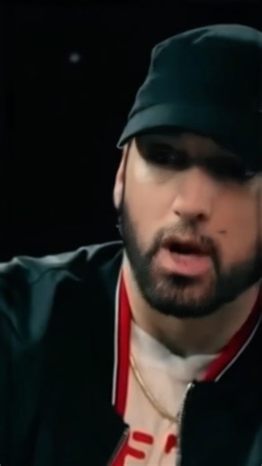 Eminem reveals the reason for Machine Gun Kelly diss #eminem #machinegunkelly #mgk #slimshady #fyp