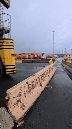 The Machine Operator on Instagram: "POV: Leaving the staging area in a 3high straddle carrier @trucker_gang #ila #fyp #pov #straddlecarrier #bluecollar #ilwu #themachineoperator"