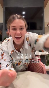 praise dance! HAPPY BIRTHDAY JESUS! I’M SO GLAD IT’S CHRISTMAS! | Sadie Robertson