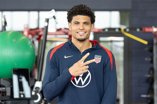 MLS star Miles Robinson handed USMNT lifeline with Mauricio Pochettino formation tweak