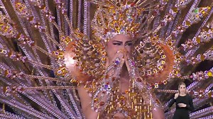 👑¡Ahora sí! ¡El Carnaval de Santa Cruz de Tenerife ha elegido a su reina! 👉 Carla Castro Castellano es la nueva Reina Adulta del Carnaval de Santa Cruz de Tenerife Su espectacular fantasía ‘Icónica’, diseñada por Alexis Santana y en representación de McDonald’s y El Día, ha conquistado el cetro del carnaval chicharrero, brillando con luz propia en una noche inolvidable🎭 ¡Felicidades a la nueva reina! 👏 ▶️ https://rtvc.es/reina-carnaval-santa-cruz-de-tenerife-2026/ Canarias Radio La Autonómic