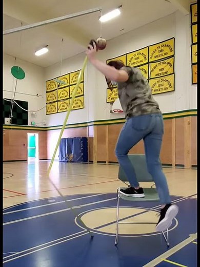 Alaskan High Kick: Alex Covey