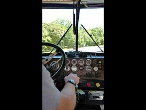 1981 Kenworth W900A with 8v92 Detroit Diesel