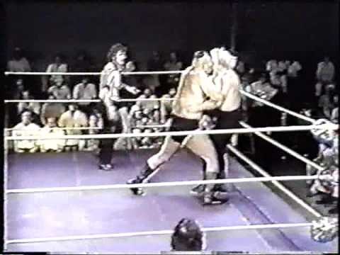 EDDIE GRAHAM VS. KILLER KHAN 1979