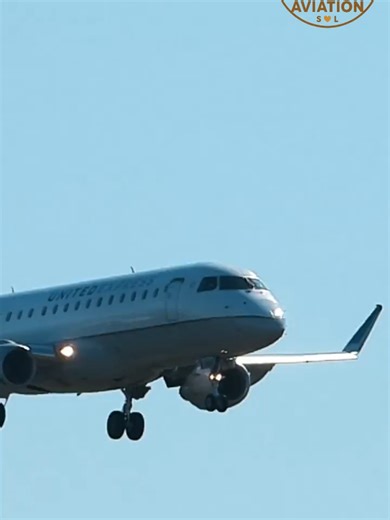 Embraer E175 Landing at Ontario International Airport