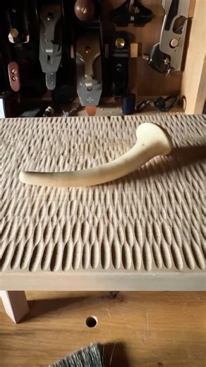 Final step for the carved side table. #woodworking #woodscraft #furniture