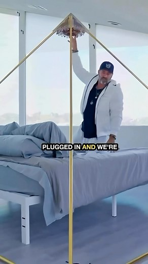 46K views · 5.1K reactions | Ever seen a pyramid set up over a bed?...