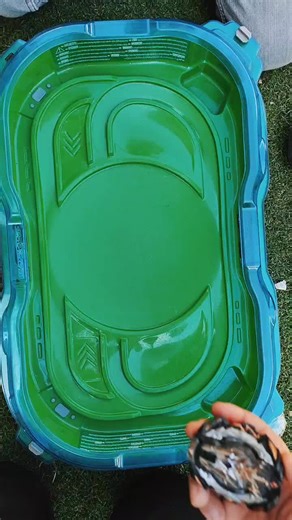 BeybladeHeros (@beybladeheros)’s videos with Rise (Beyblade Burst Rise) [Opening Theme Song] - Jonathan Young