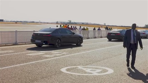 WATCH || The Republic of South Africa Presidential Inauguration 2024 || Arrival || HE Dr Nangolo Mbumba || President Republic of Namibia. Footage by Government Communication Information System. #PresidentialInauguration2024 #SANDF | SA National Defence Force