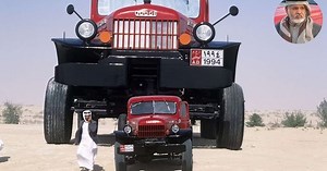 Xe tải khổng lồ của tỷ phú Trung Đông: Nặng 50 tấn, 4 phòng ngủ, dùng nhiều linh kiện của tàu thủy và máy xúc