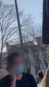 23K views · 305 reactions | Un handicapé en difficulté : personne ne l'aide ... | Akhmetov.Off | Facebook