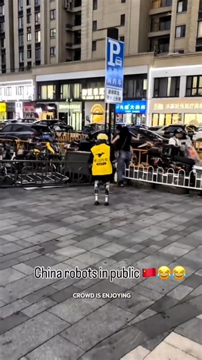 1.2K views · 21 reactions | This is really funny china is really crazy robots in public烙 ----------------------------------------------------------- #RobotAI #robot #robotics #tech #funny #robotai #bostondynamics #bostondynamicsrobot | Robot AI | Facebook