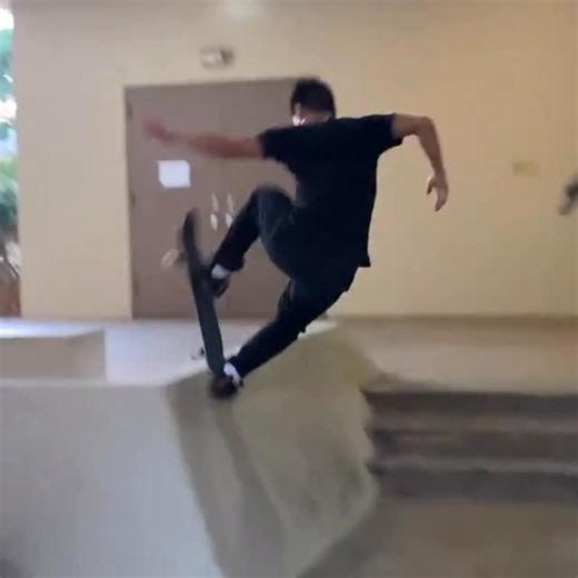 Jason Park | My steepest blunt kickflip 📐✨ | Instagram